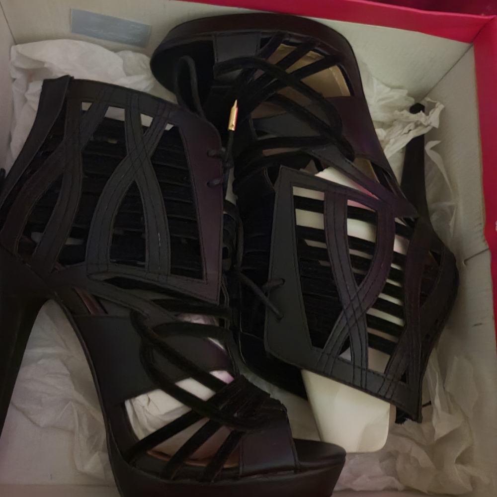 4 inch dress shoe size 11
